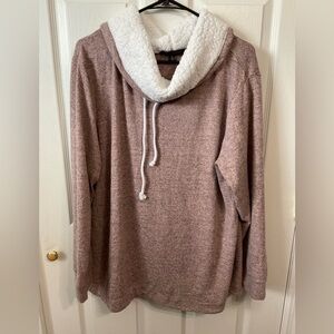 Kathy Ireland cowl neck tunic. Size XL